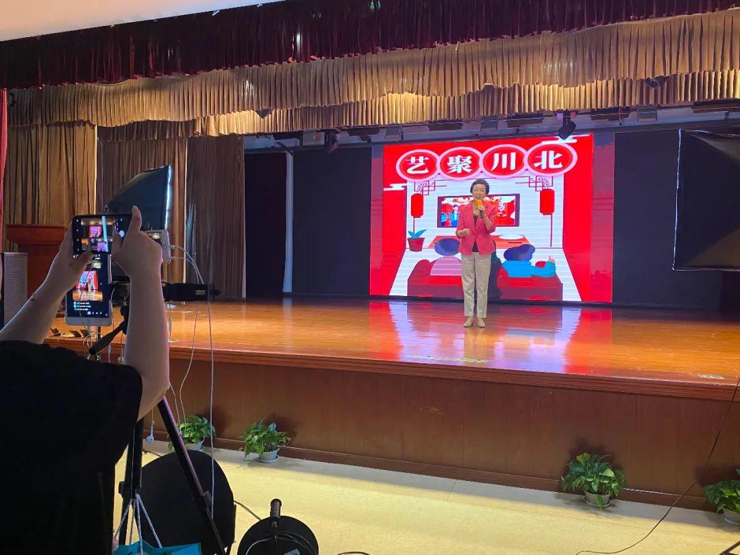 滑稽演員劉敏,滑稽演員劉敏，在笑聲與自然美景中的心靈之旅