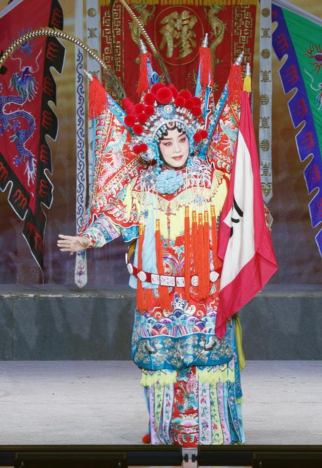 穆桂英新篇，科技重塑傳奇英雄，未來之光體驗之旅