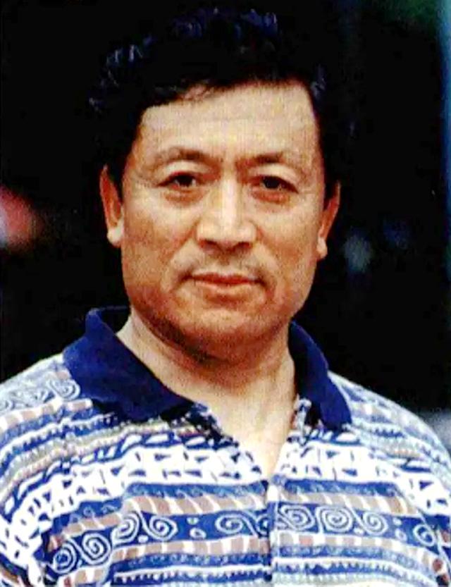 許福演員，探尋小巷中的隱秘樂園