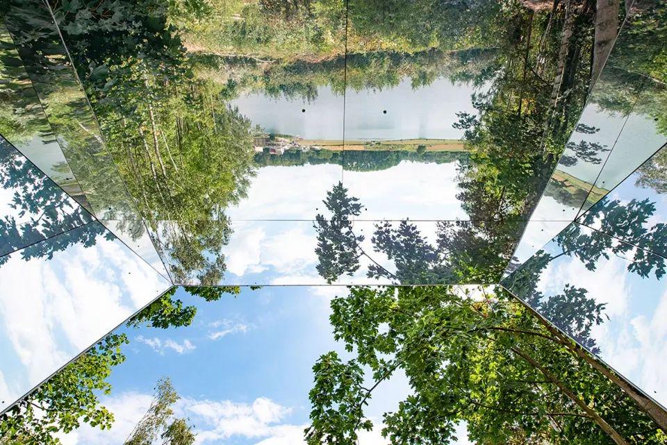 探索鏡像最新照片的時(shí)代背景、影響及地位