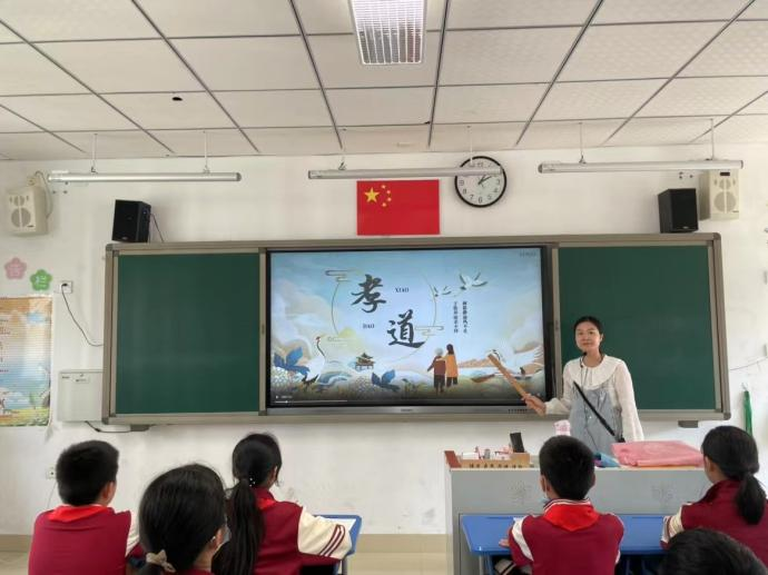 青春成長(zhǎng)交響樂(lè)章，最新班會(huì)主題薈萃